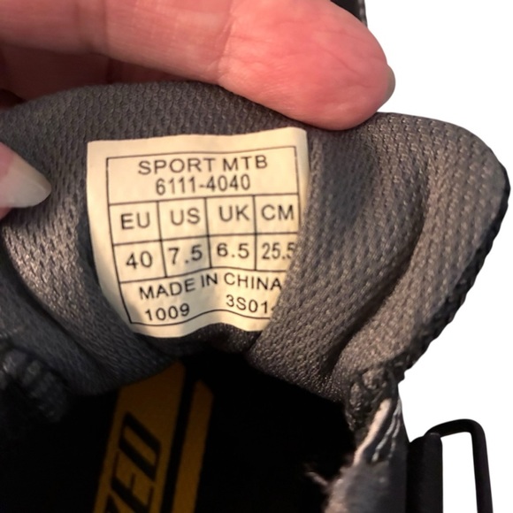 Men’s Specialized MTB Bike Cycling Shoes Gray on black Sz 40 - Picture 7 of 7